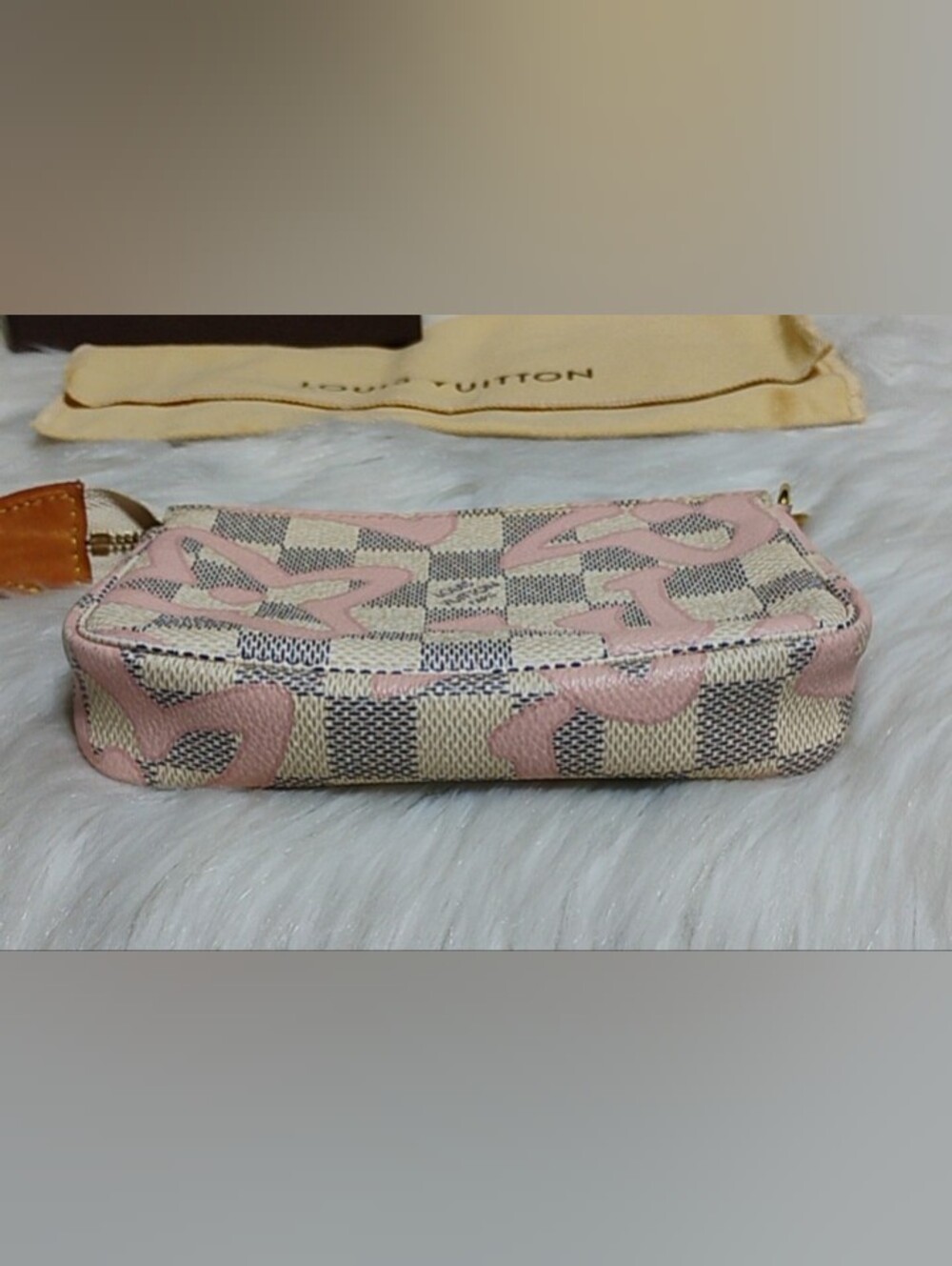 SALE! Louis Vuitton Damier Azur Tahiti Mini Accessory Pouch W/DB/Box - Picture 7 of 11
